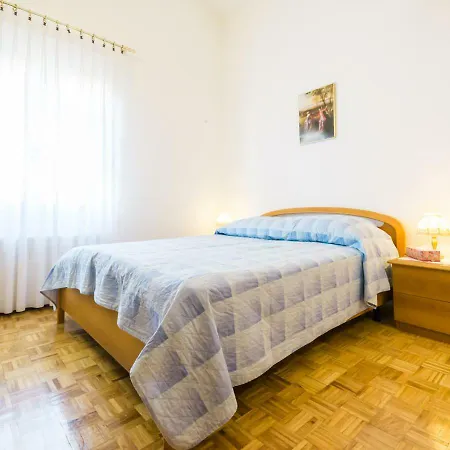 App Cerneka Apartment *