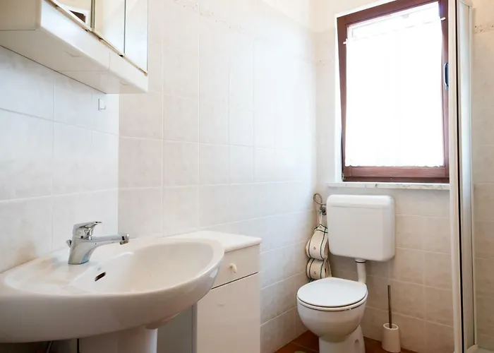 아파트 App Cerneka 우마그